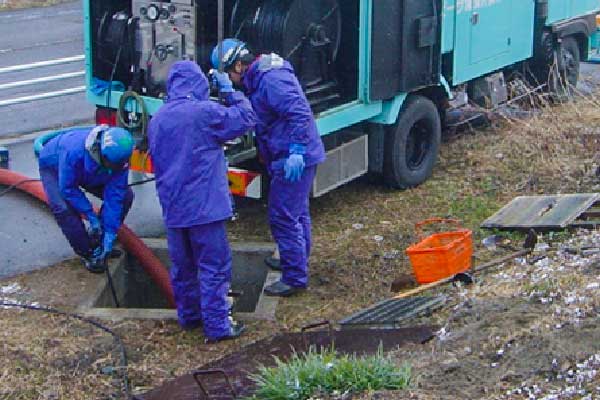 下水道・水路・側溝高圧洗浄